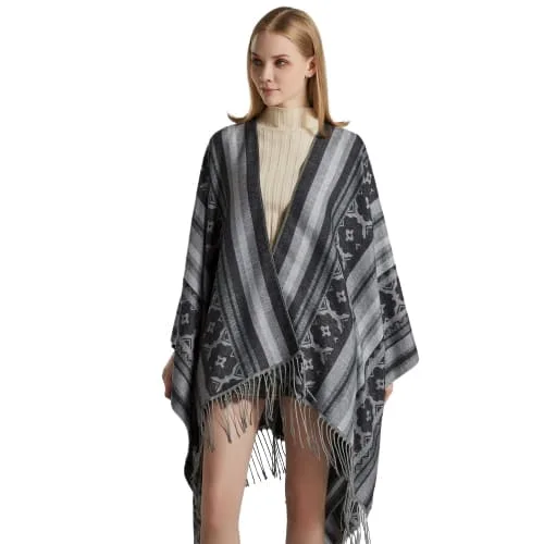 Lightweight women's poncho